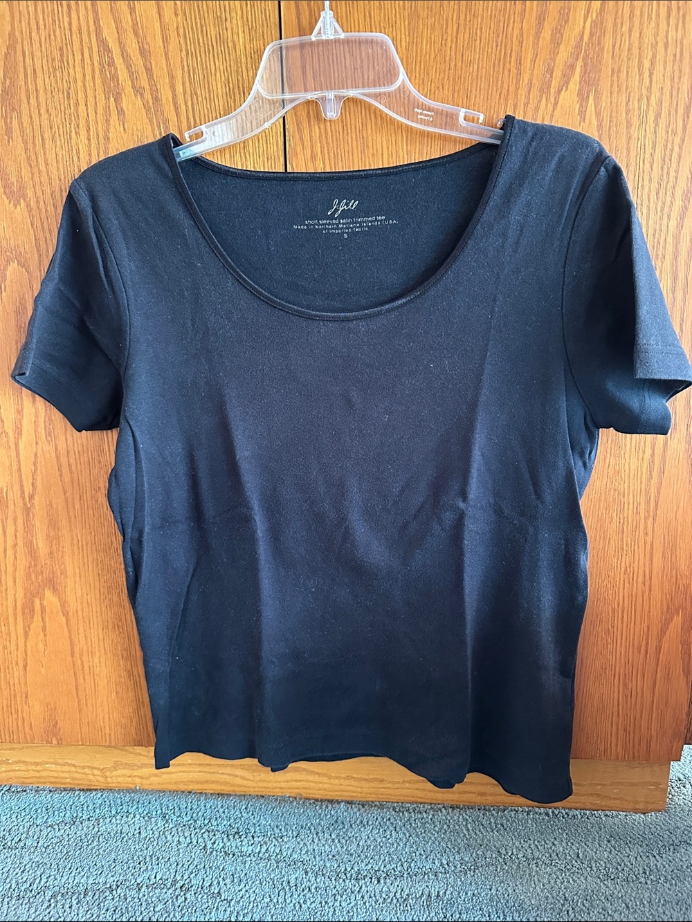 J. Jill Black Scoop Neck Short Sleeve Tee